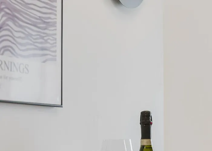 Scandi Elegance By Kramm - Przy Malcie Apartment